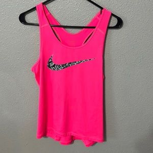 🚨NWOT- Nike Pro tank top